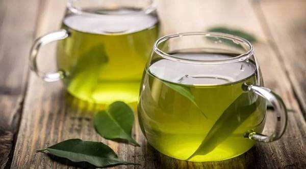 經(jīng)常喝綠茶的好處.jpg